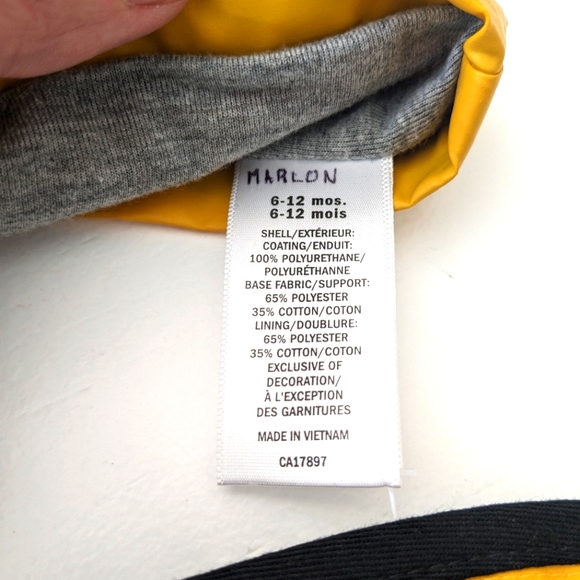 OLD NAVY Raincoat & Hat - Picture 4 of 5